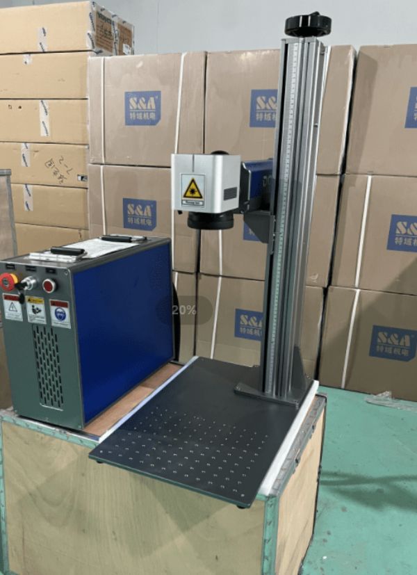 Good Quality 20w 30w 50w Raycus Laser Marking Machine Fiber Laser Marking Machine For Metal