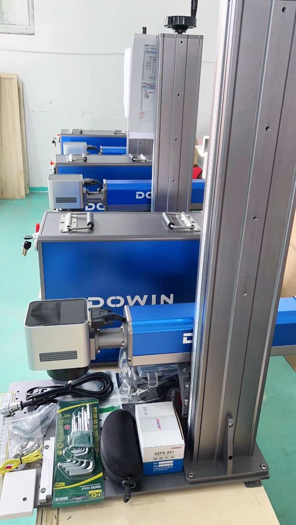 Mobile power supply laser marking machine 30w fiber laser marking engraving machine
