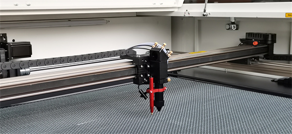 Top selling 1390 co2 laser cutter laser cutting machine- module linear rail.