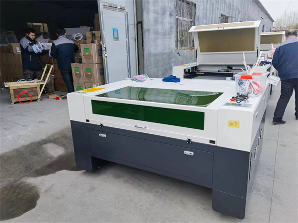 Co2 laser cutting machine acrylic laser cutting machine acrylic laser cutter price.