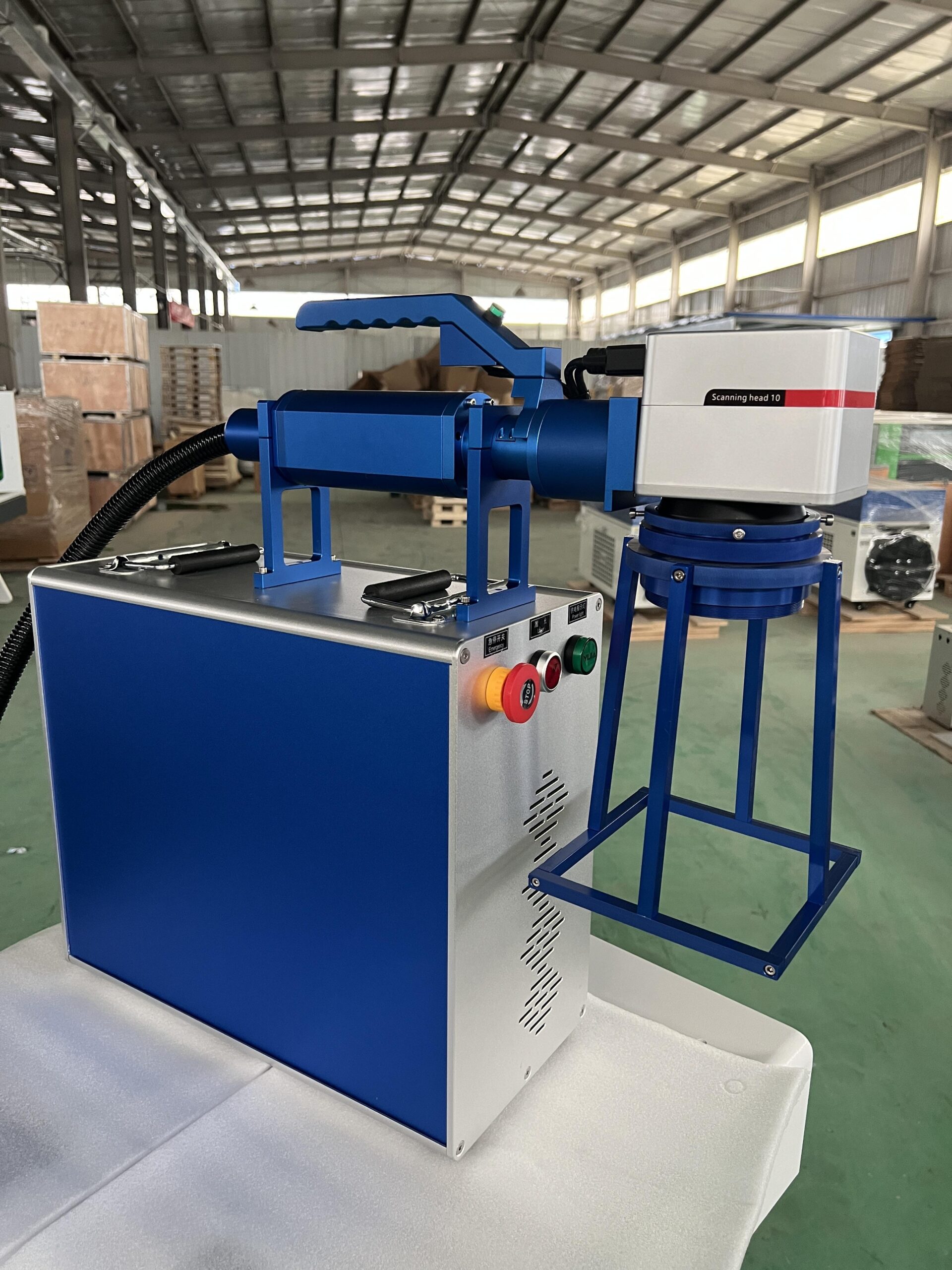 Russian Customers Purchasing Fiber Optic Handheld Marking Machines for Steel Pipe Marking: Application Analysis