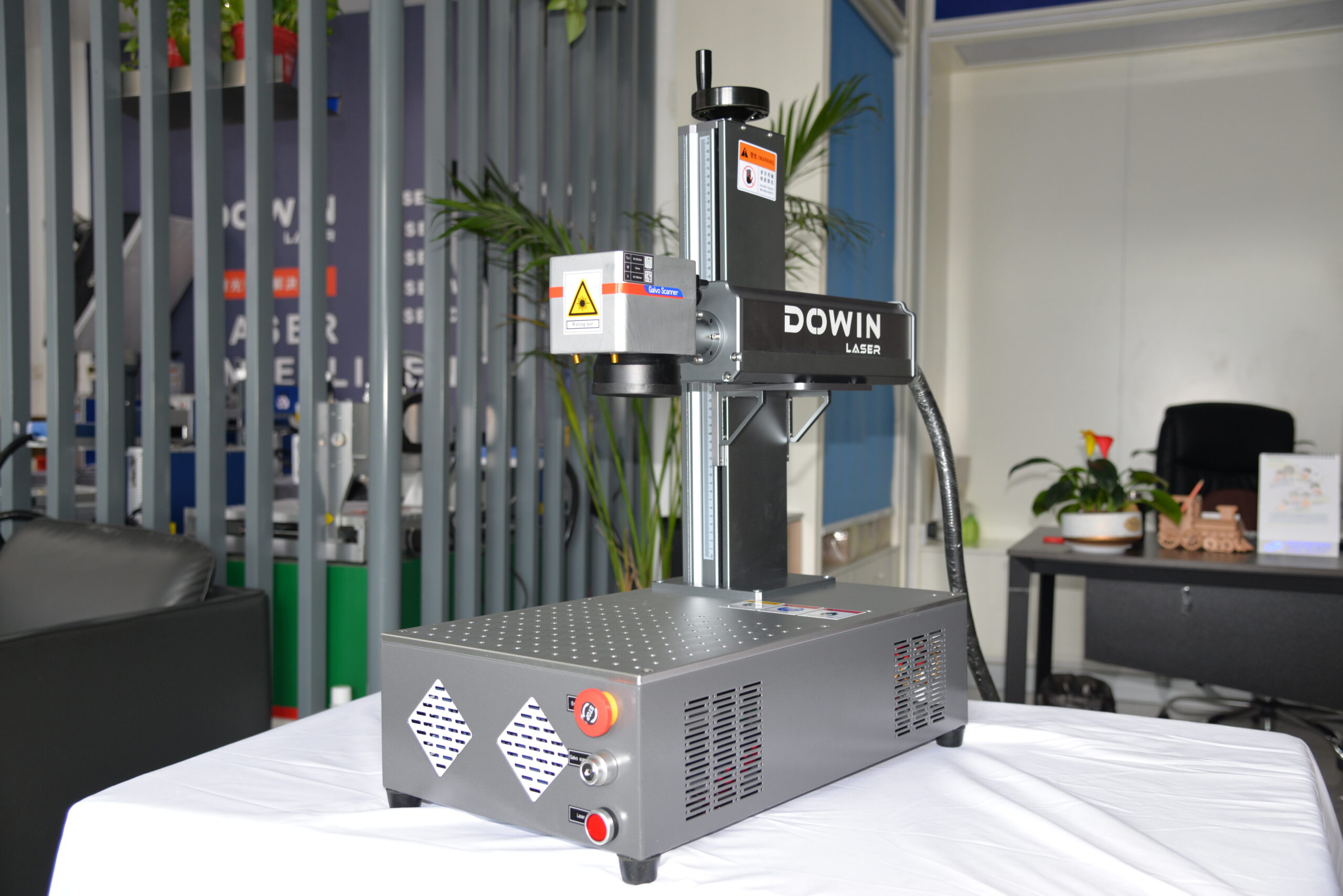 Cost-Effective All-in-One Fiber Laser Marking Machine: The Perfect Solution for Aluminum Label Production in Egypt